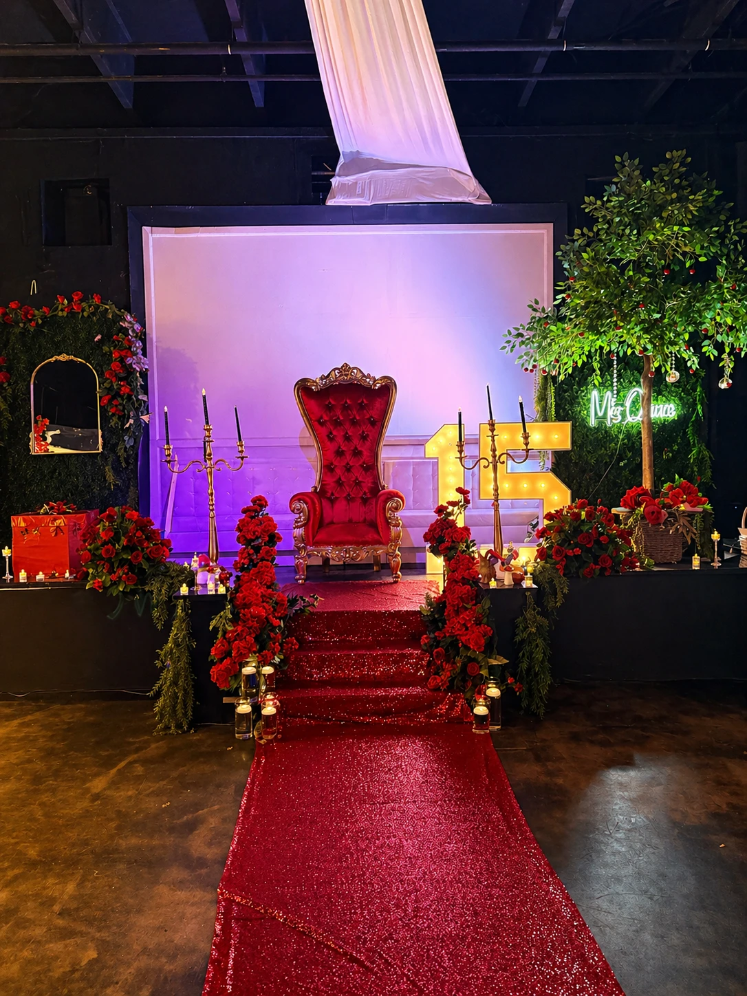 Decoration (2)